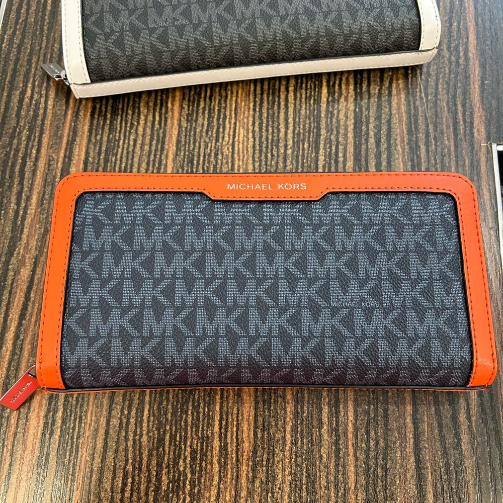 Michael Kors Cooper Tech Zip Around NWT blue orange men wallet signature logo - Picture 3 of 9